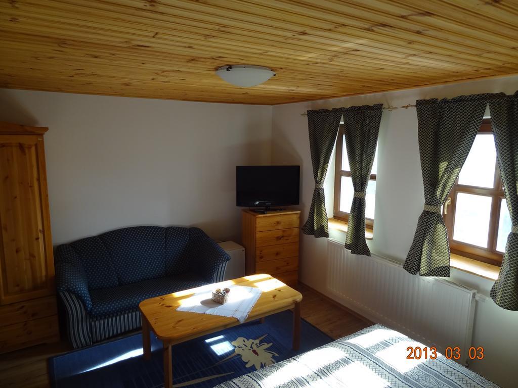 ホテル Szel Fiai Fogado Nyúl 部屋 写真
